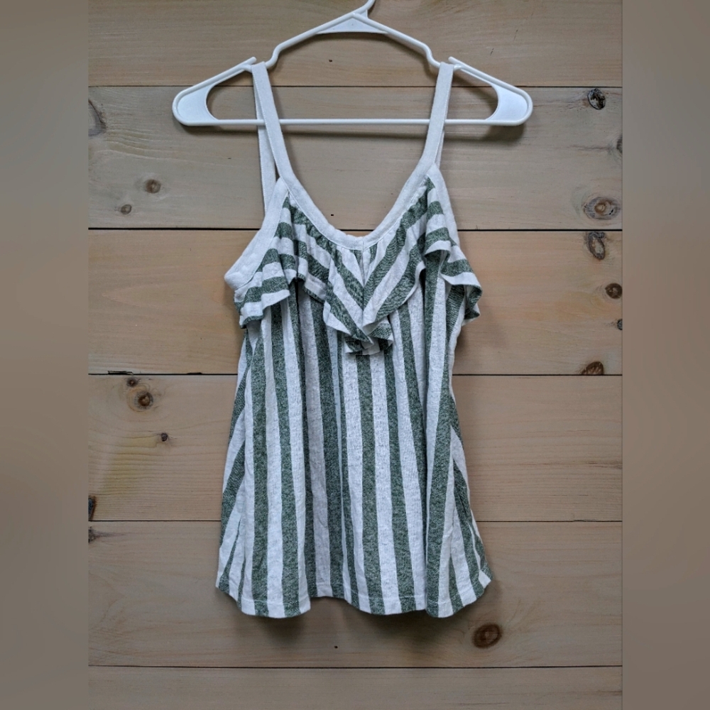 Ruffled tank top